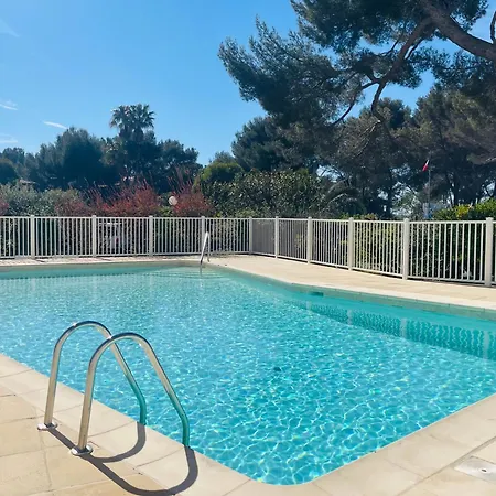 Beau 3 Pieces Vue A St Raphael - Piscine *