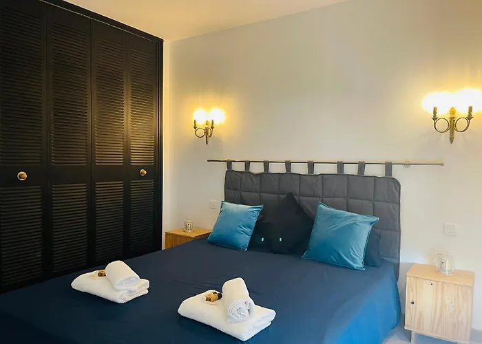 Beau 3 Pieces Vue A St Raphael - Piscine Apartmán *