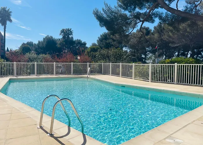 Beau 3 Pieces Vue A St Raphael - Piscine *